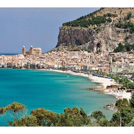 Belmonte102 Esclusive Panzió 4*